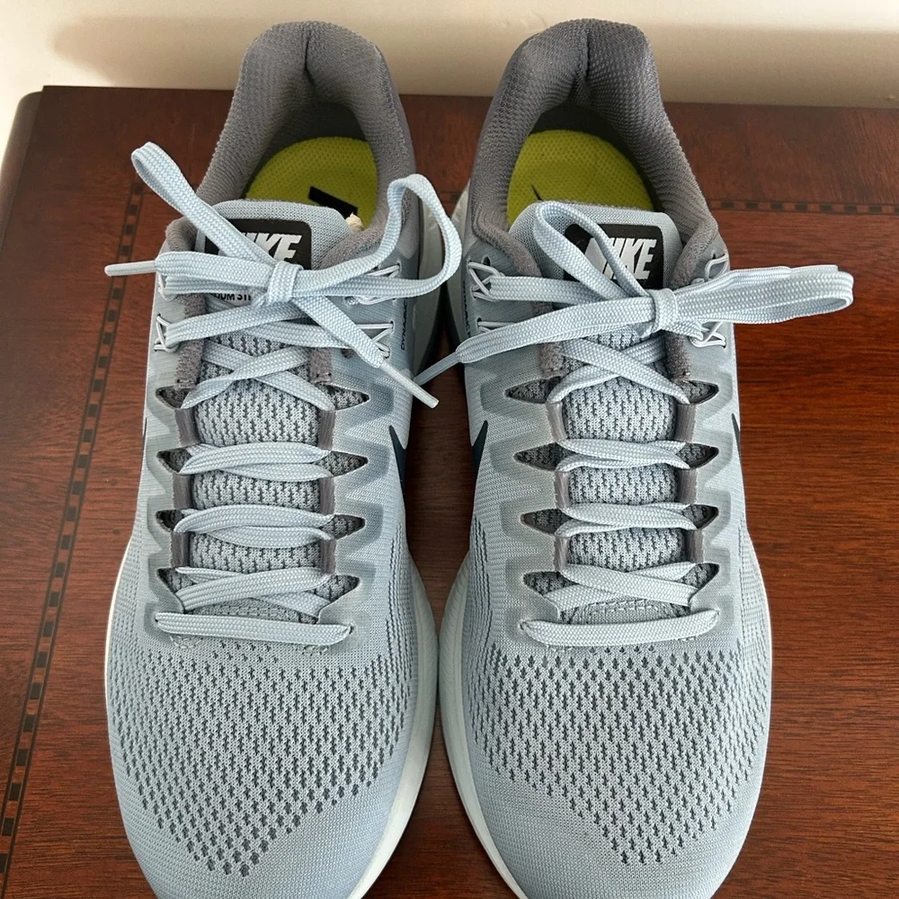 Nike Blue Running Shoes - Picture 5 of 6
